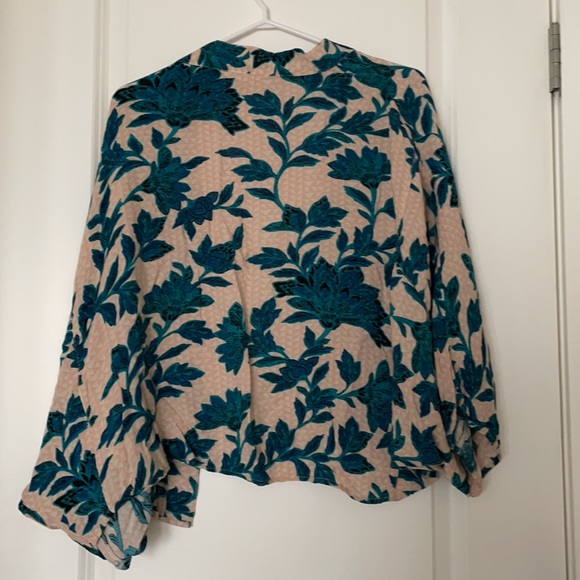ANTHROPOLOGIE Floral cropped kimono - Picture 3 of 5